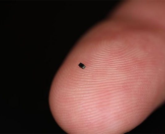 Cảm biến hình ảnh nhỏ bằng hạt cát đạt kỷ lục thế giới O mniVision, nhà phát triển các giải pháp hình ảnh kỹ thuật số tiên tiến, vừa tuyên bố họ đạt kỷ lục Guinness với cảm biến hình ảnh có tên OV6948. Đây là cảm biến hình ảnh nhỏ nhất trên thế giới với kích thước 0,575 mm x 0.575 mm.